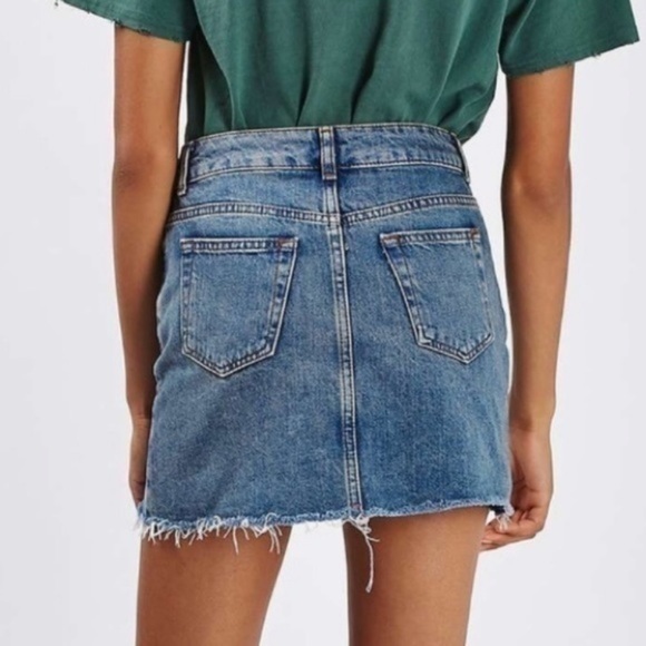 Topshop Moto raw hem mini denim skirt - Picture 2 of 13